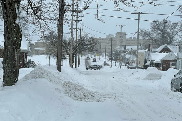 snow on Holland St