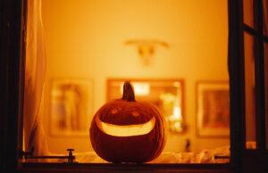 Barber National Institute Offers Tips for a Not-So-Spooky Halloween pumpkin smiling