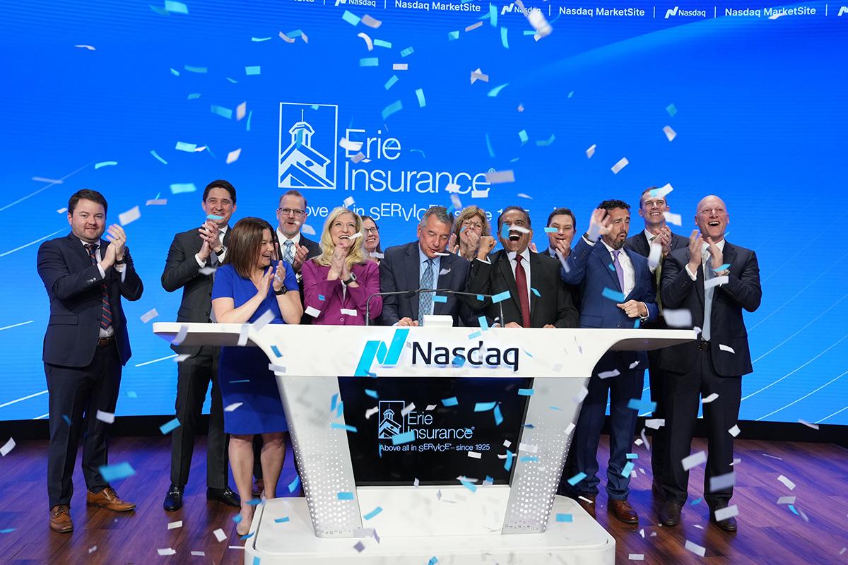 Bell ringing nasdaq (83) 사진