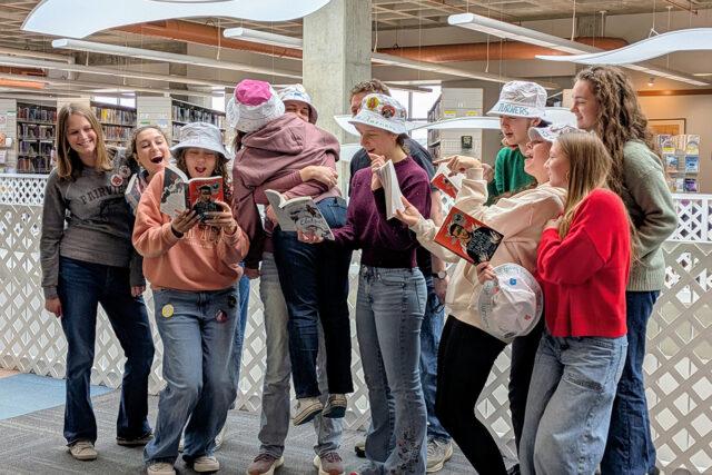 FairviewHSPageTurners Fairview High School Page Turners